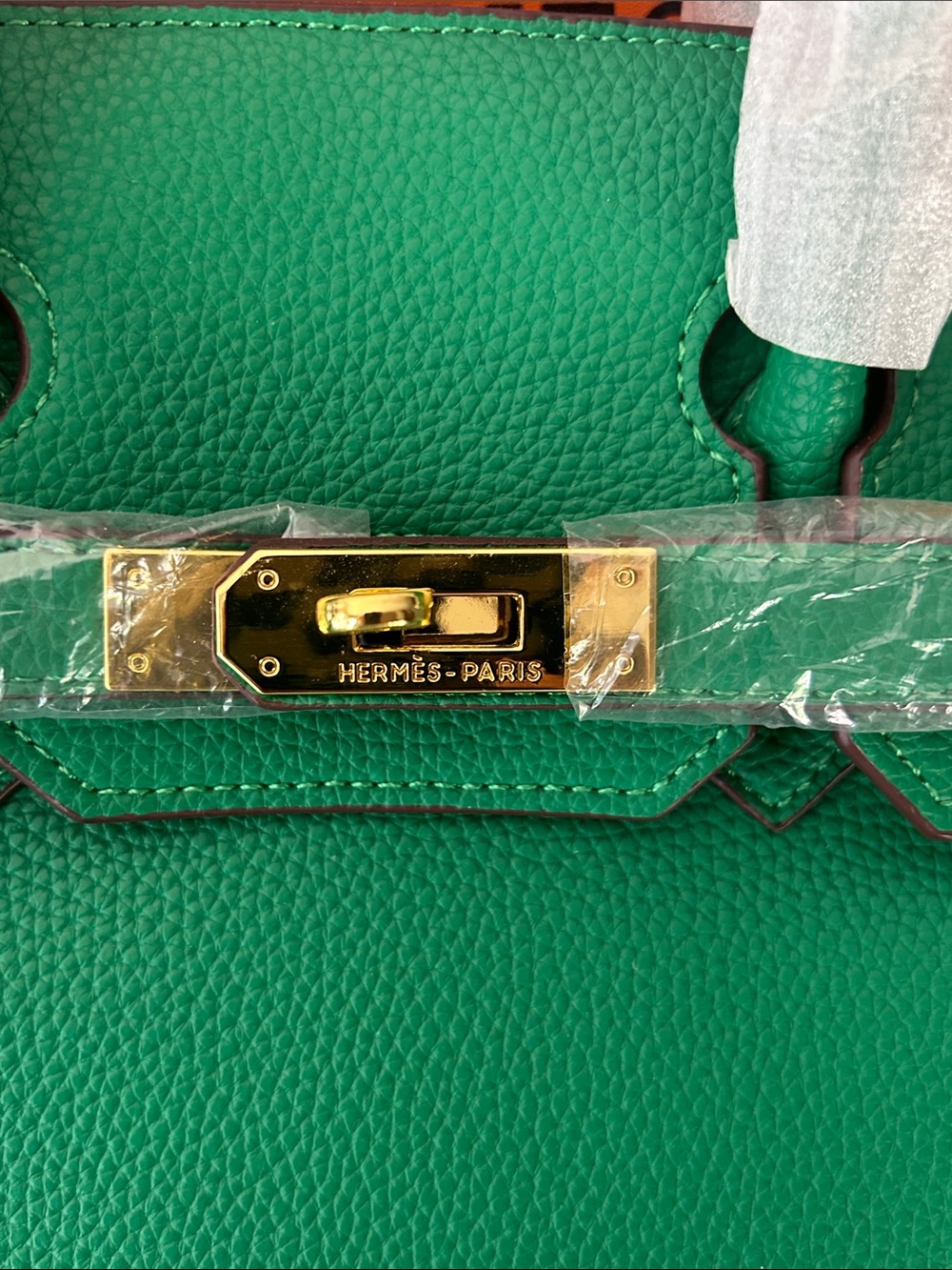 Inspire Style Green Structured Top-Handle Satchel with Gold Hardware - Picture 2 of 8